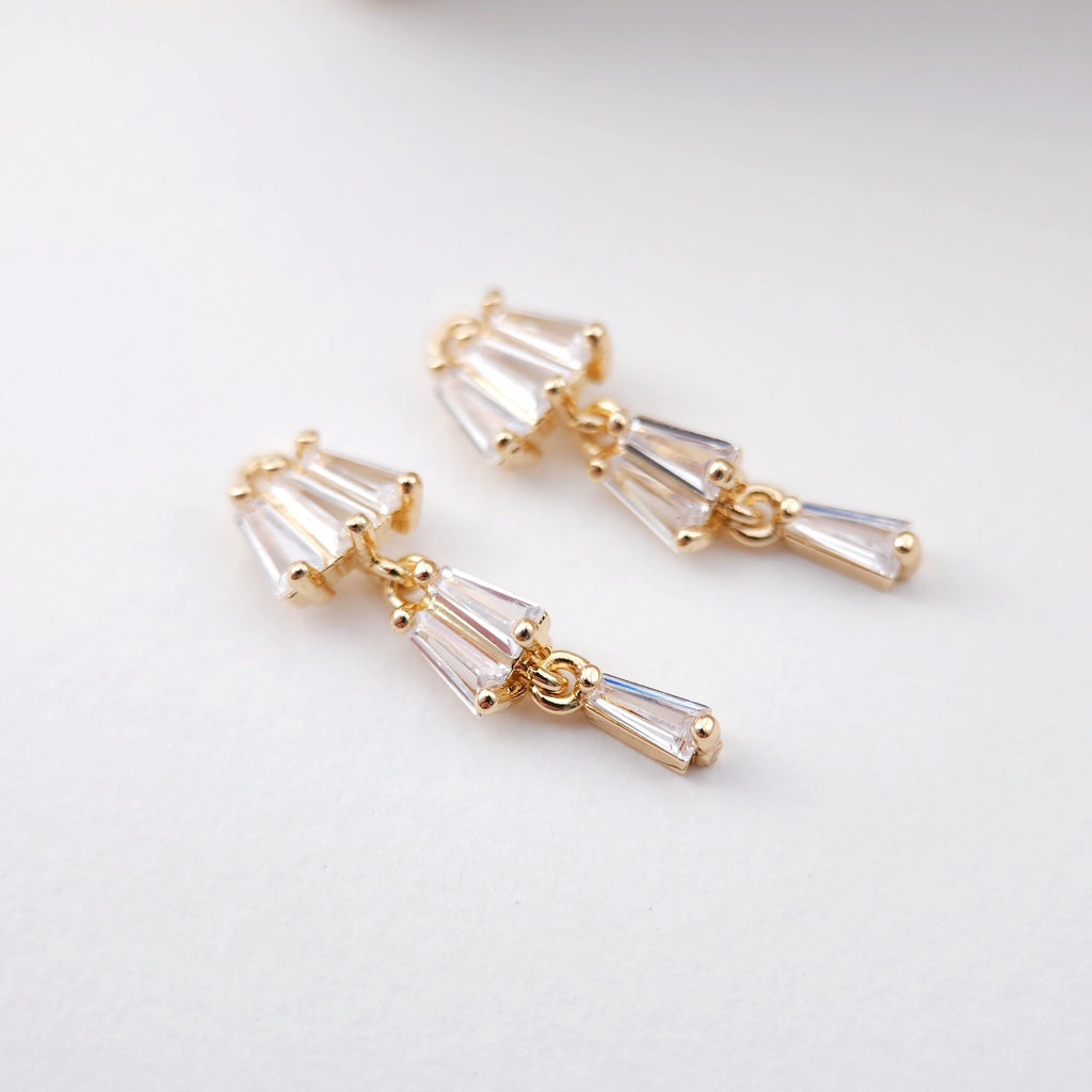 CZ Pave Leaf Charm, Cubic Pendant, Earring Charms, Real Gold Plated Brass Earring Charms, Jewelry Findings D0061