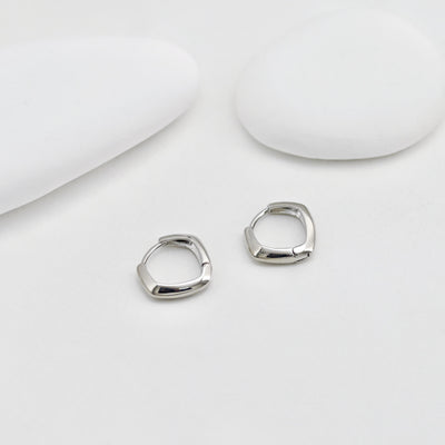 Geometric Rhombus Hoop, Minimalist Everyday Earrings, 15mm, 18K Gold Plated Leverback Earrings, Huggie Hoops Earring D0541