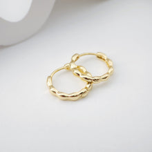Load image into Gallery viewer, Gold Wavy Hoop Earring, 16mm, 18K Gold Plated Leverback Earrings, Huggie Hoops Earring D0104