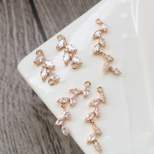 Cargar imagen en el visor de la galería, Dijes de hoja de circonita cúbica, colgantes de hoja chapados en oro de 14 quilates, dijes de micropavé para collares, pulseras y pendientes, accesorios de joyería HL086-F176