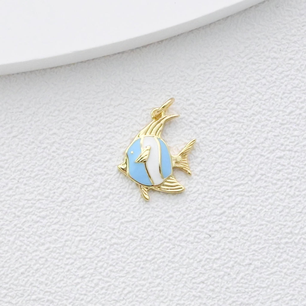 Colgante de pez ángel, dijes de pez esmaltado, dijes de vida marina, dijes chapados en oro de 18 quilates, fabricación de pulseras y aretes, accesorios de joyería S1369