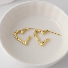 Load image into Gallery viewer, Gold Hammered Heart Earring Post, 18K Gold Plated Earrings, Nickel Free, 19.2*27mm, Love Shape Ear Stud, Earring Finding D0354