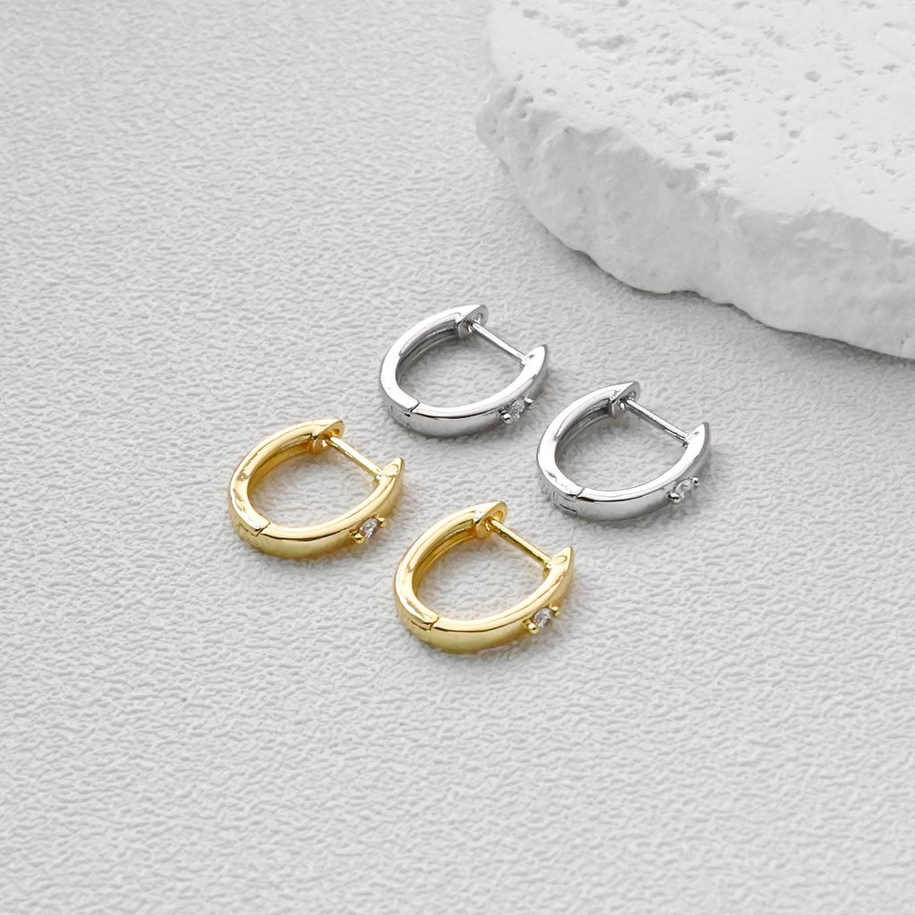 Gold Ear Hoops Pave CZ, Oval Hoops, 15.5mm, 18K Gold Plated Leverback Earrings, Huggie Hoops Earring D0556