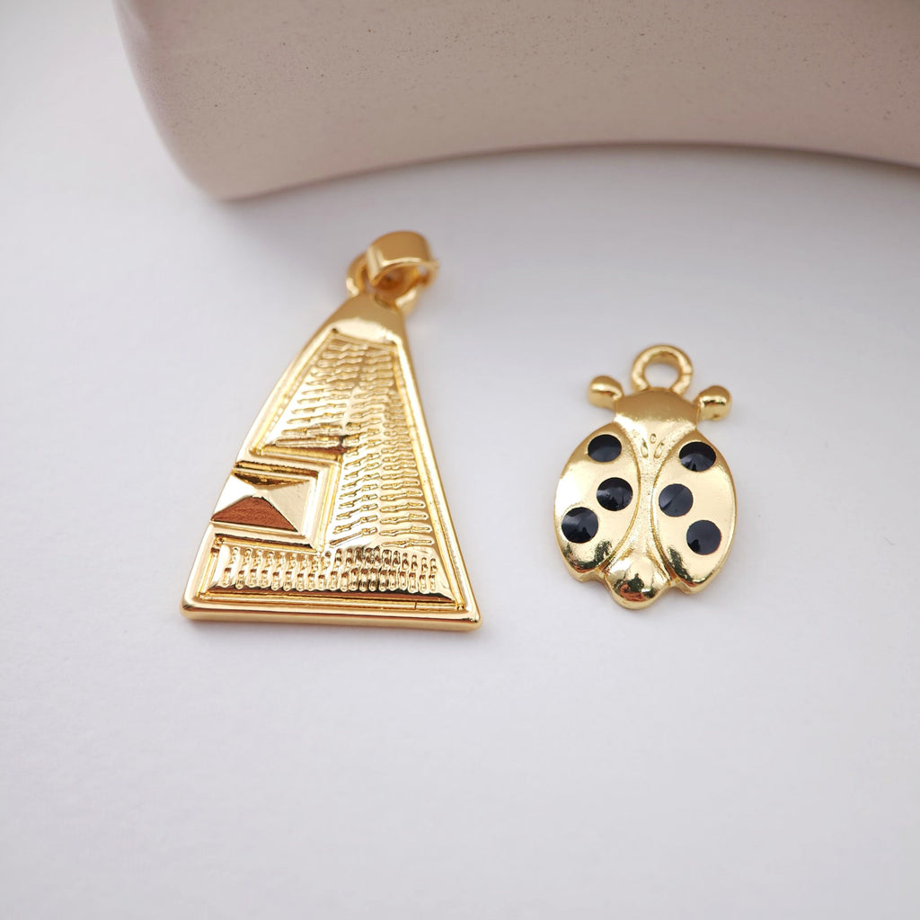 Building Charm, 18K Gold Plated Pendant, Flying Animal Charm, Necklace Jewelry Finding S1162