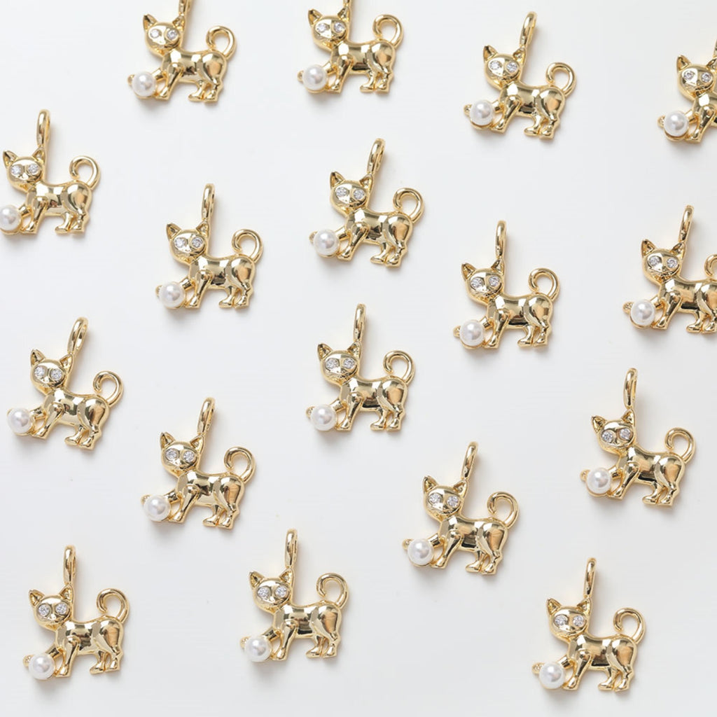 Dainty Pearl Kitty Charm, CZ Pave Cat Pendant, 3D Pendant, 18K Gold Plated, Necklace Pendant Findings S20391