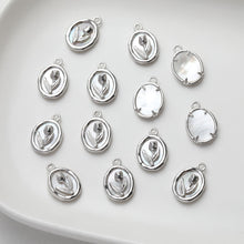 Load image into Gallery viewer, Tulips Oval Shell Pendant, 14K Gold/Silver, Oval Charm, Real Gold Plated, Jewelry Making Findings GZ507