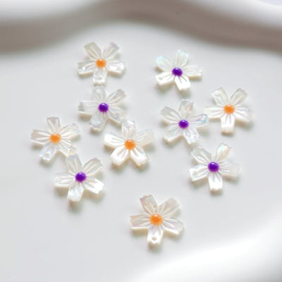 Flowers White Mother-of-Pearl, MOP Shell Pendant, Engraved White Nacre, Shell Charm, Mother of Pearl Jewelry Making Findings RY018