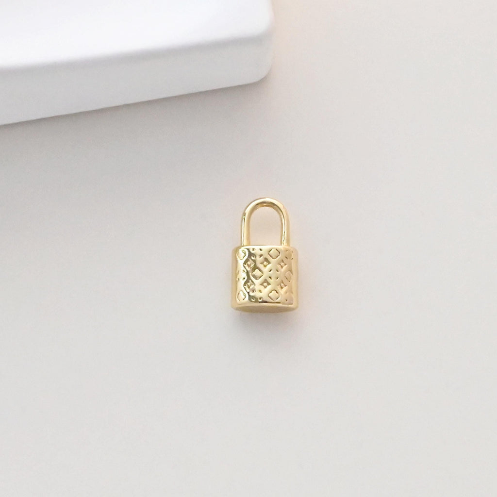 Dainty Love Lock Charm, Heart Key Pendant, 18K Gold Plated Necklace Making Pendant, Love Lock Pendant, Jewelry Findings S1046