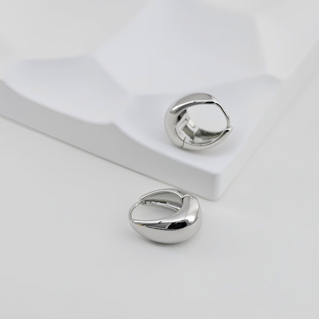 Gold Oval Ear Hoops, 18K Gold/Silver Plated Leverback Earrings, Huggie Hoops Earring D0568