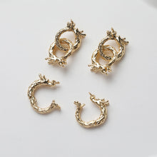 Load image into Gallery viewer, Double Loop Clasp, Dragon, Necklace Connector, 14K Gold/Silver Plated, Neckalce Bracelet Making Pendant, Jewelry Supply Finding GE127