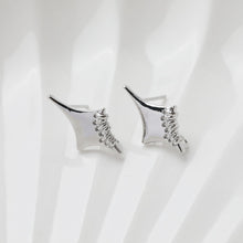 تحميل الصورة إلى عارض المعرض، قرط نجمة ذهبية مع حلقة، أقراط خالية من النيكل، قرط أذن مع حلقة، نتائج قرط مضادة للحساسية GT053