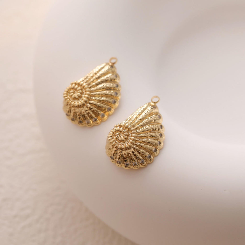 Pendientes de caracola con aro y colgante, chapados en oro de 18 quilates, sin níquel, hipoalergénicos, GZ781