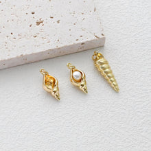 Load image into Gallery viewer, Gold Marine Life Pendant, 18k Gold Plated Brass Charm, Polish Gold Shell Pendant, Conch Pendant, Necklace Making, Jewelry Findings S1301