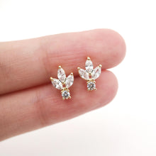 تحميل الصورة إلى عارض المعرض، أقراط على شكل زهرة من الزركونيا المكعبة، مطلية بالذهب مع حلقة، مضادة للحساسية، مصنوعة يدويًا، لوازم صنع الأقراط بنفسك D0285