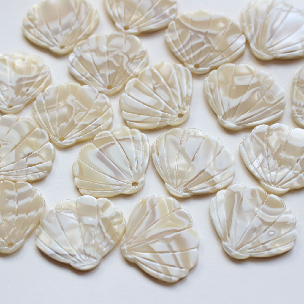 10PCS Faux shell pendant, Acetic Acid, Acetate Sheel Pendant, Earring Finding GZ285