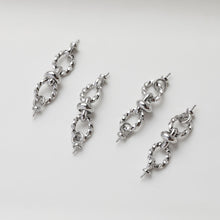 Load image into Gallery viewer, Irregular Link Connector, Link Chain Connector, 14K Gold Plated, Neckalce Bracelet Making Pendant, Jewelry Supply Finding GZ527