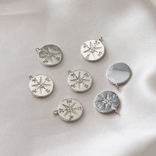 Load image into Gallery viewer, 18K Gold Compass Pendant, Compass Charm for Necklace Making, Jewelry Findings JG031