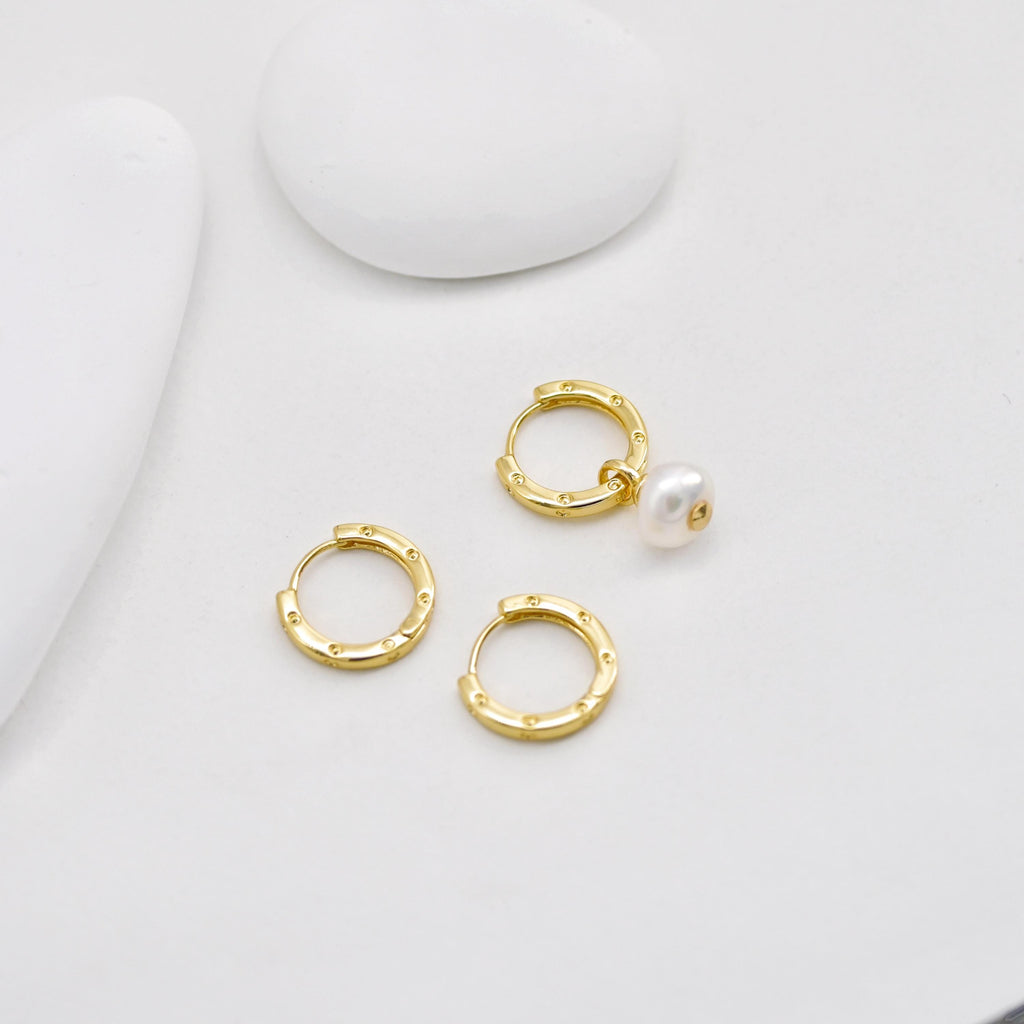 Minimalist Ear Hoops, Round Hoops, 16.3mm, 18K Gold Plated Leverback Earrings, Huggie Hoops Earring D0519