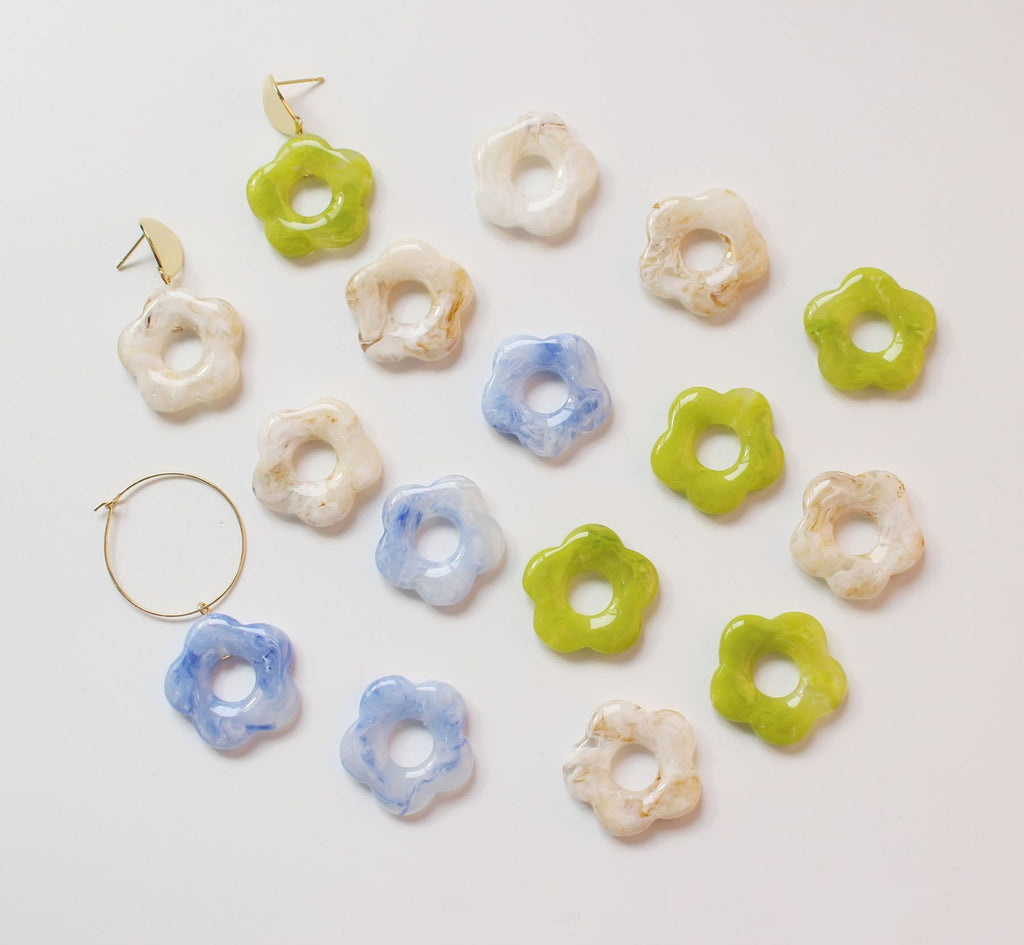 5 colgantes de flores de resina para bisutería, con cuentas DIY GZ292