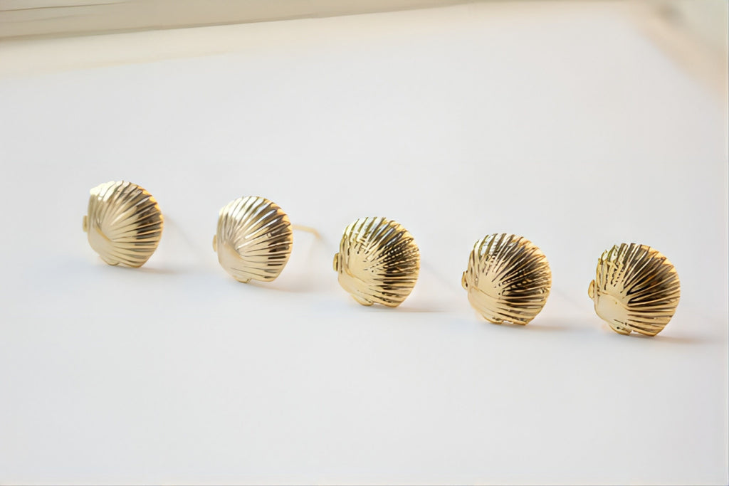 أقراط أذن أنيقة على شكل صدفة/ذيل سمكة مع حلقة، من الذهب عيار 14 قيراطًا، وفضة S925، خالية من النيكل، أقراط أذن مرصعة بالصدف JJ018