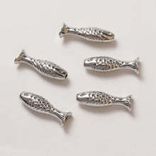 Load image into Gallery viewer, Fish Beads, Spacer Beads, 23mm, 14K Gold/Silver Plated, Bracelet Necklace Making Jewelry Finding GZ359