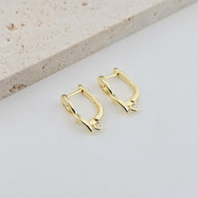 Load image into Gallery viewer, 2pcs 18K Gold Plated U Shape Hoop Earring, Huggie Hoops Earring Parts, U shape Hoop earring  for Jewelry Making D0254