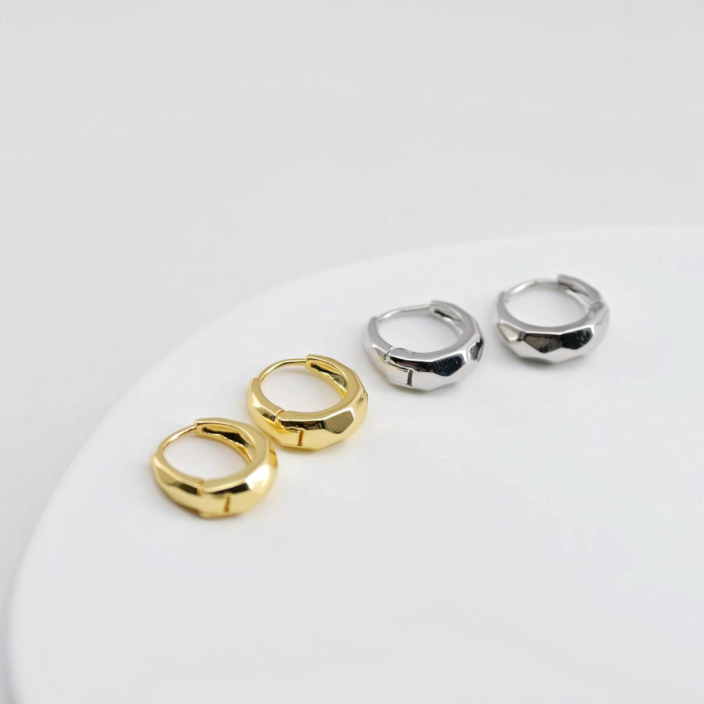 Gold Ear Hoops Pave CZ, Round Hoops, 15.6mm, 18K Gold Plated Leverback Earrings, Huggie Hoops Earring D0572