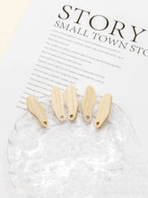 تحميل الصورة إلى عارض المعرض، أقراط خشبية مكونة من 4 قطع، أقراط خشبية غير منتظمة للنساء، مصنوعة من خشب الجوز المستصلح، خالية من النيكل، أقراط خشبية بوهو JT917