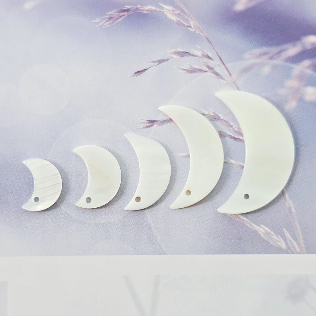 10pcs Moon Shape White Mother-of-Pearl, MOP Shell Pendant, White Nacre, Ox Horn Shell Charm, Shell Jewelry Making Findings RY061