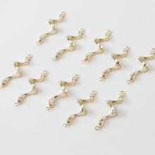 Load image into Gallery viewer, 10pcs Danity Wave Connector with loops,  14K Gold Plated Earring Making Findings, Jewelry Findings JG043