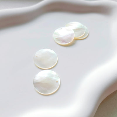 10 colgantes de concha redondos, dijes de concha, accesorios para aretes y bisutería RY036