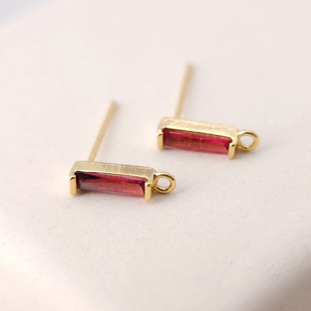 4 pendientes rectangulares con pasadores, pavé de circonitas rojas, verdes y transparentes, de plata S925, sin níquel, chapado en oro de 18 quilates, S1194