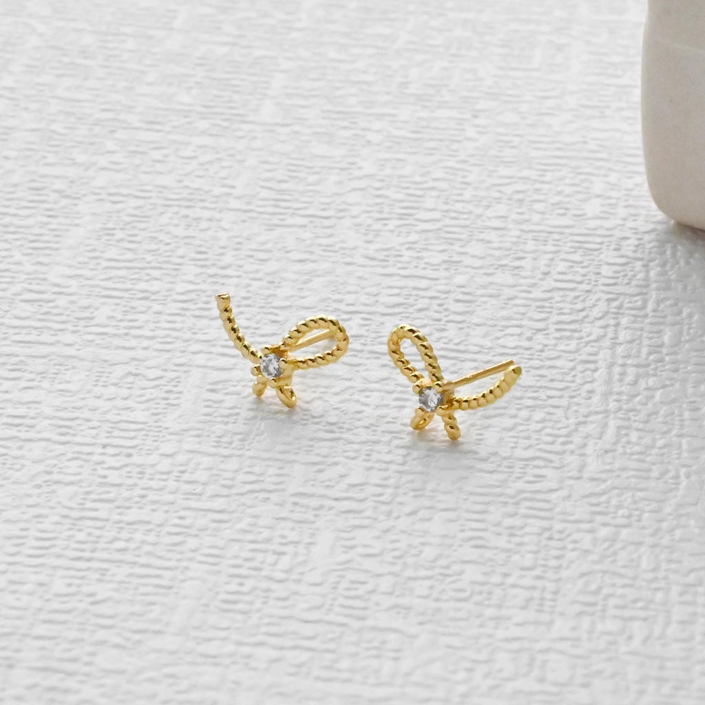 Bow Tie Earring Post With Loop, 18K Gold Plated, Green CZ Pave, Nickel Free Earrings, Bow Tie Ear Stud with Loop D0467