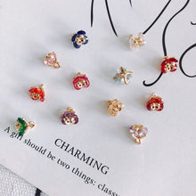Load image into Gallery viewer, 10pcs Flower Pendant Charm with loops, 3D Mini Flower, Cubic Pave Pendant, Bracelet Necklace Making, Gold Plated Jewelry Findings MY065-F059