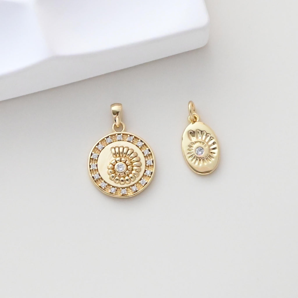 Gold Plated Seashell Charm, Round Seashell Pendant, 18k Gold Plated Brass, Bracelet Making, Jewelry Findings S1312