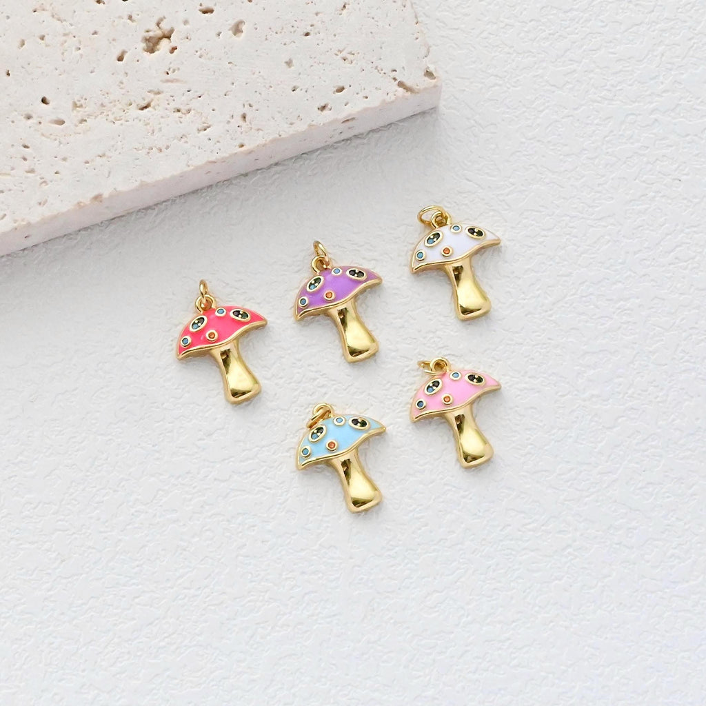Enamel Mushroom Charm, Poisonous Mushroom, 18K Gold Plated Pendant, Necklace Making Charm, Jewelry Findings S20491