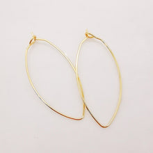 Load image into Gallery viewer, 20pcs- Oval Shape Wires Pendant, Gold Plated Earring Finding, 19x38mm, Nickel Free, DIY Earring Charms, Earring Making Findings Z038
