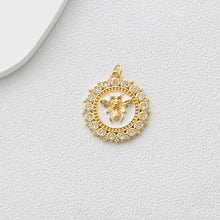 Cargar imagen en el visor de la galería, Dijes redondos de abeja esmaltados, dijes de insecto circulares con pavé de circonitas, colgante chapado en oro de 18 quilates, dije para crear collares y aretes, accesorios de joyería S1349