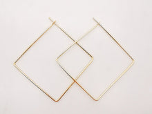 Load image into Gallery viewer, 20pcs- 14K Gold Plated Square Hoop Earring Finding, 40mm, Nickel Free Square Earring Hoops, DIY Earring Charms, Earring Making Findings Z027