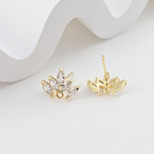 تحميل الصورة إلى عارض المعرض، أقراط على شكل زهرة من الزركونيا المكعبة، مطلية بالذهب مع حلقة، مضادة للحساسية، مصنوعة يدويًا، لوازم صنع الأقراط بنفسك D0284