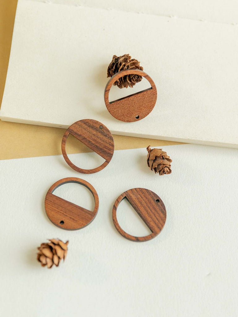 قطعتان من القلادة الخشبية الهندسية الدائرية المفتوحة، نتائج صنع القلادة JT094