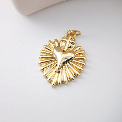Gold Heart Charm, 18K Gold Plated Heart Pendant,  Necklace Bracelet Making Pendant S1131