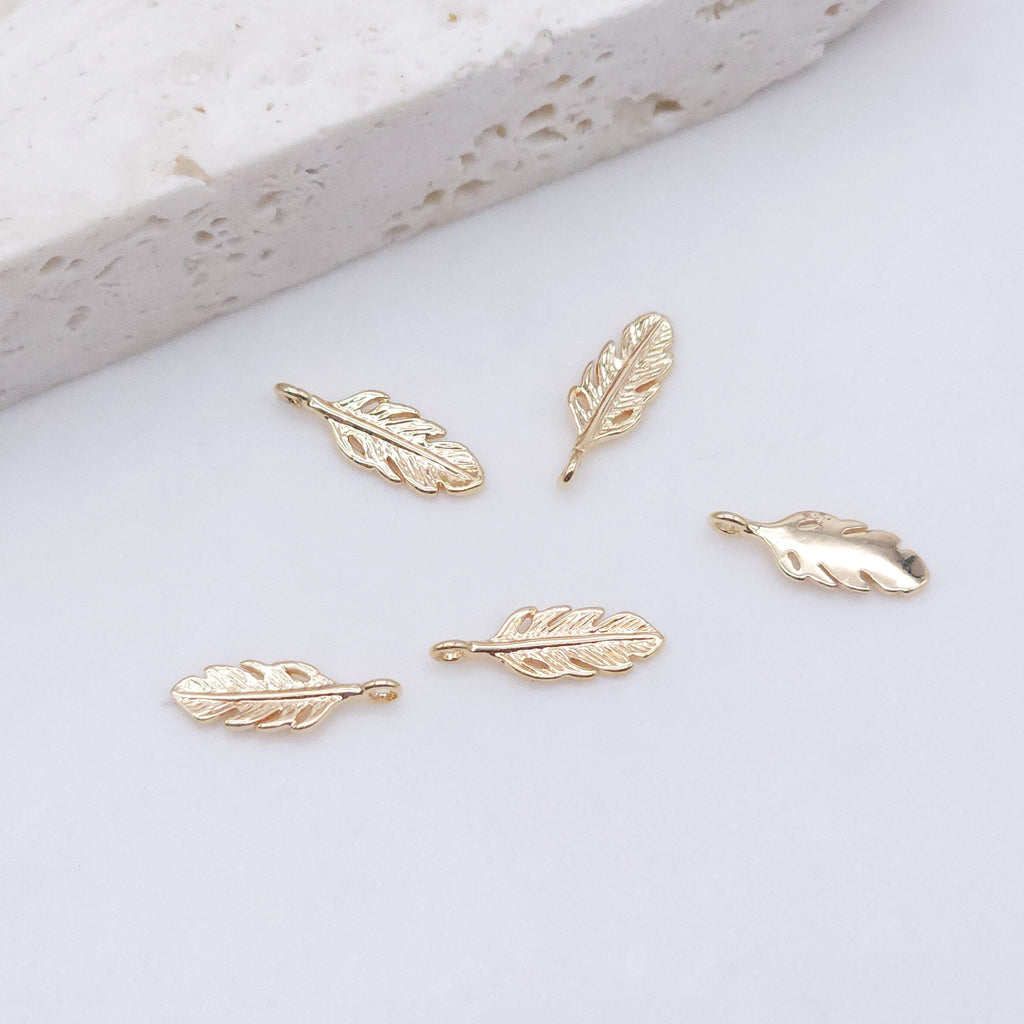 Danity Feather Pendant, 14K Gold Plated Earring Making Findings, Jewelry Findings GZ152