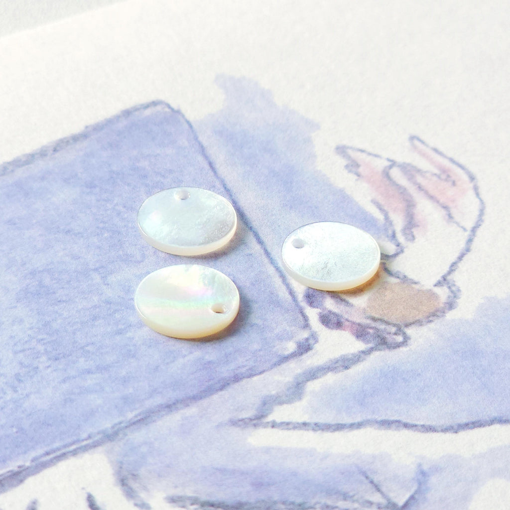 10 colgantes de concha redondos, dijes de concha, accesorios para aretes y bisutería RY036