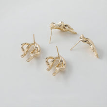 Load image into Gallery viewer, Hammered Bow Tie Earring Post, 14K Gold/Silver, S925 Silver Pin Nickel Free Earrings, Bow Tie Ear Stud with Loop GE008