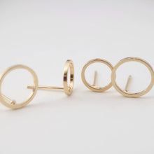 Load image into Gallery viewer, 4pcs 14K Gold Round Post With Loop, Openwork Round Stud Earring Nickel Free, 10mm, 12mm, Hypoallergenic Earring Findings Z076