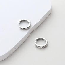 Load image into Gallery viewer, Minimalist Round Earring Hoops, Gold Plated Huggie Hoop Earring, Leverback Earring, DIY Earring  Findings, Handmade Earring Supplies D0507