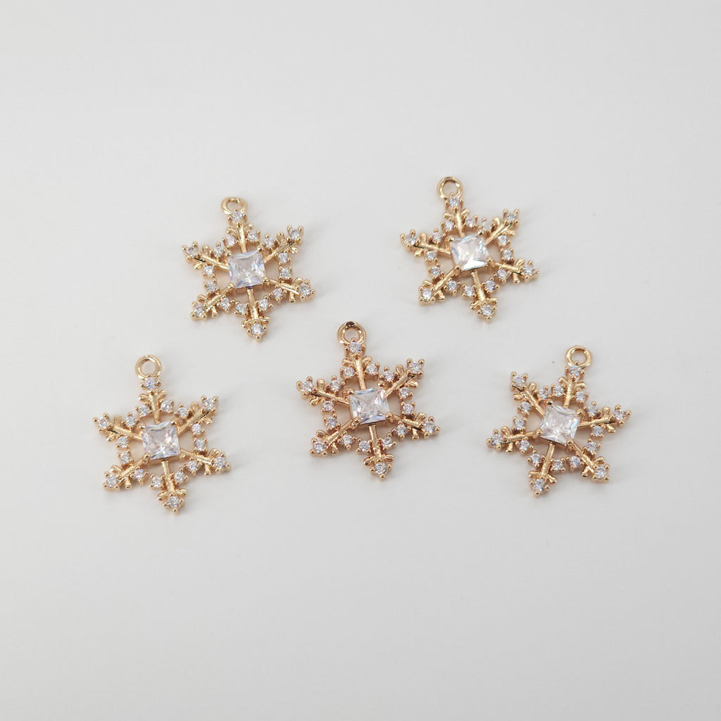 Snowflake Charm, Cubic Zircon Crystal Snowflake Pendant, CZ Earring Charms,  Real Gold Plated  Earring Charms, Jewelry Findings HL001-F057
