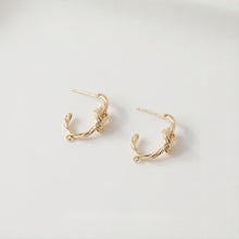 Load image into Gallery viewer, C Shape Knot Earrings Post, 14K Gold, S925 Silver Ear Pin Nickel Free Earrings, Ear Stud Hypoallergenic Earring Findings GE078-D0431