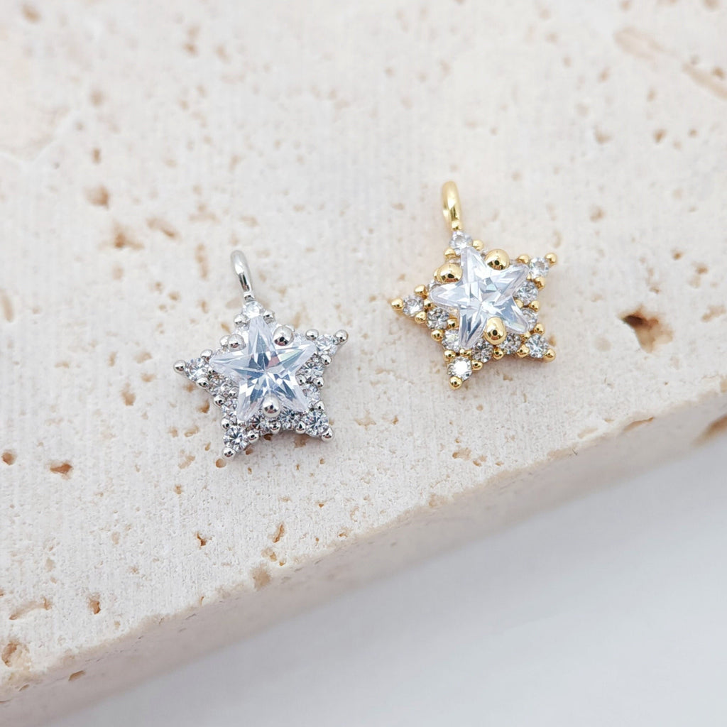 Tiny Star Charms, 8mm Crystal Cubic Star Pendant, 18K Gold Plated, Necklace charms, Jewelry Findings S692